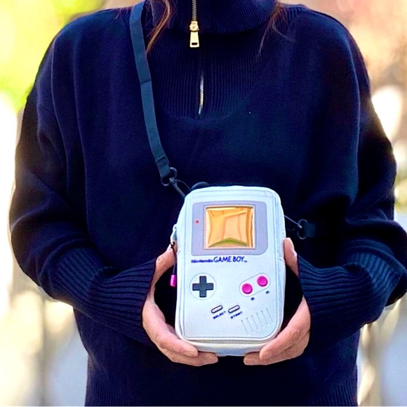 🎮 NWOT Nintendo Game Boy Retro Crossbody Bag - Picture 1 of 12